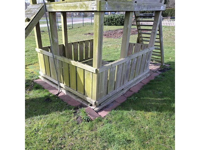 Speelhuisje met atributen - afbeelding 3 van  11