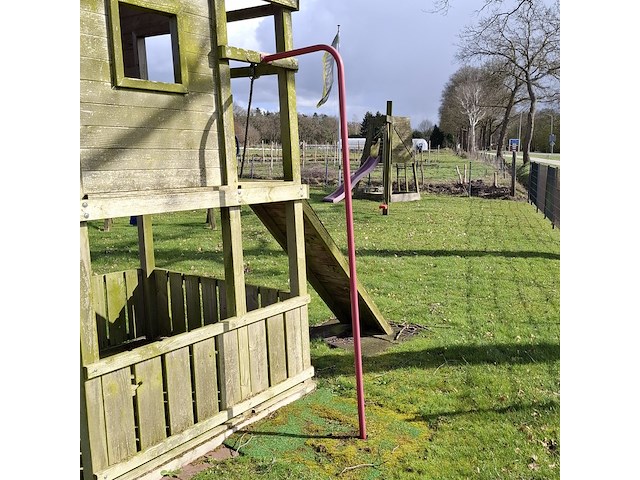 Speelhuisje met atributen - afbeelding 10 van  11