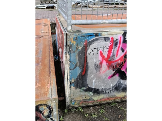 Speeltoestel - skateramp - afbeelding 6 van  7