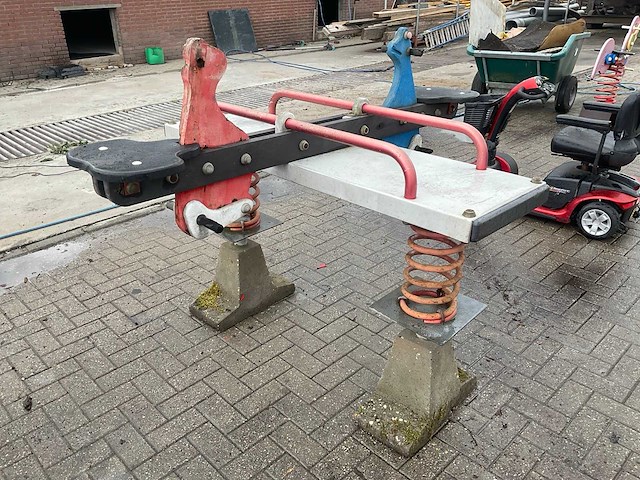 Speeltoestel almi kunst - afbeelding 1 van  9