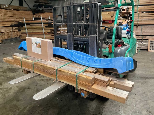 Speeltoestel met glijbaan - 240x320x240 cm - afbeelding 2 van  6