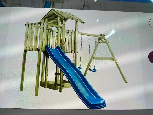 Speeltoestel met glijbaan en schommels 407x340x263 cm - afbeelding 2 van  5