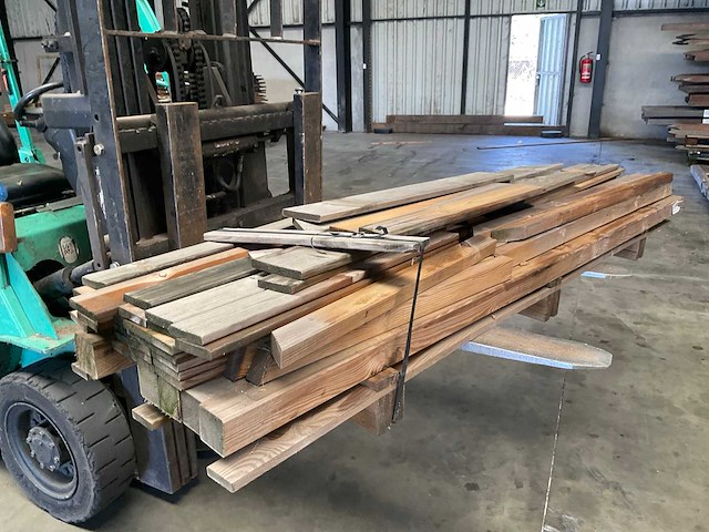 Speeltoestel met schommels en glijbaan - 385x353x268 cm - afbeelding 4 van  8