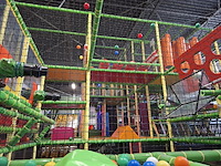 Speeltoestel met sportzone, leicon, funhouse - afbeelding 29 van  42