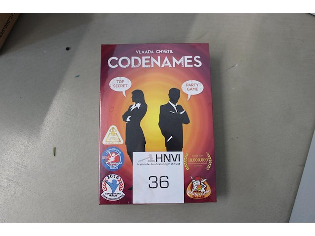 Spel codenames white goblin games. - afbeelding 1 van  1