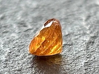 Spessartien - 1.99 carat natuurlijke spessartien - afbeelding 2 van  5