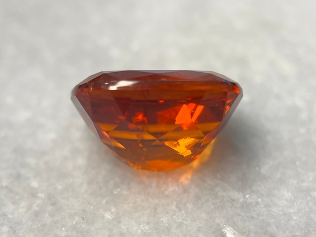Spessartine - 13.38 carat natuurlijke spessartien - afbeelding 3 van  4