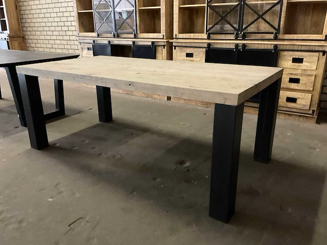 Spezia eetkamertafel - afbeelding 1 van  8