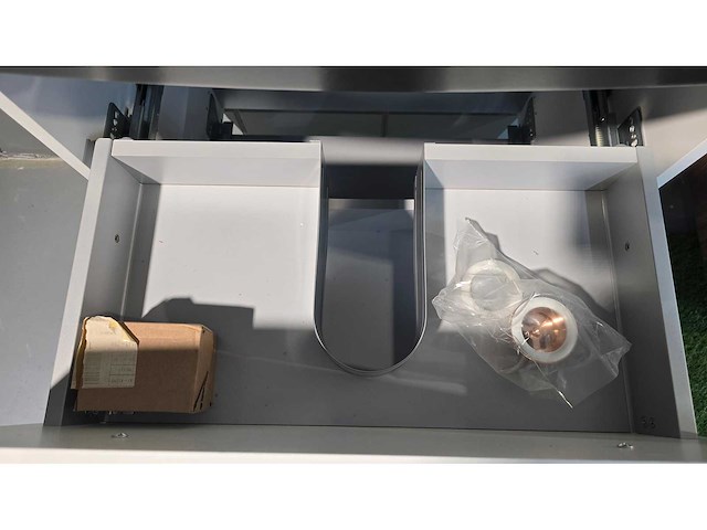 Spfinx showmodel - hangkast met wastafel - - afbeelding 5 van  6