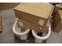 Sphinx - 300 basic - - staande toiletpot (2x) - afbeelding 2 van  4