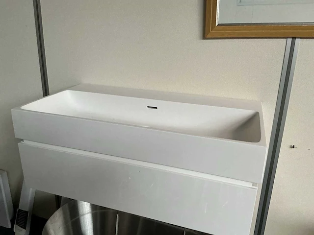 Sphinx badmeubel met solid surface blad en lade push to open - afbeelding 6 van  12