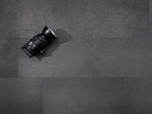 Sphinx concrete dark grey mat vloertegel 60x60 cm 43,2 m² - afbeelding 1 van  2