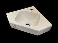 Sphinx keramische fontein 27x27cm wit