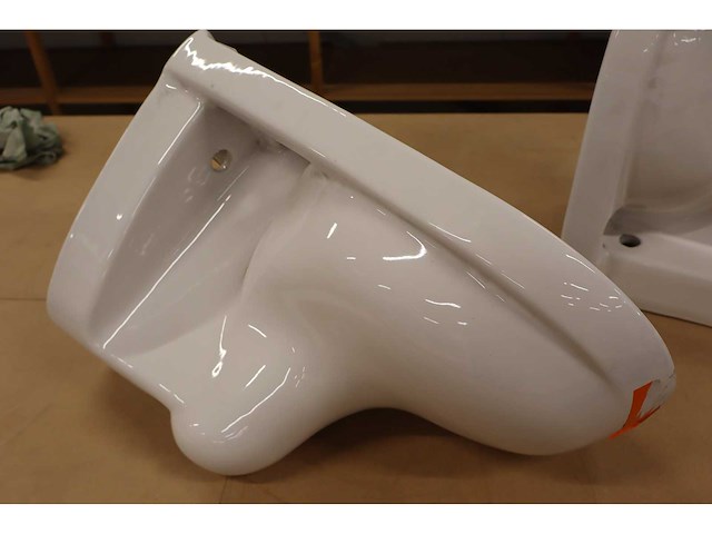 Sphinx / villeroy & boch - sph300 - wc - toiletten (2x) - afbeelding 7 van  12