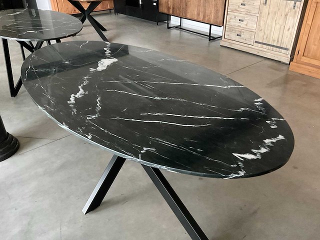 Spider eetkamertafel marmer - afbeelding 8 van  10