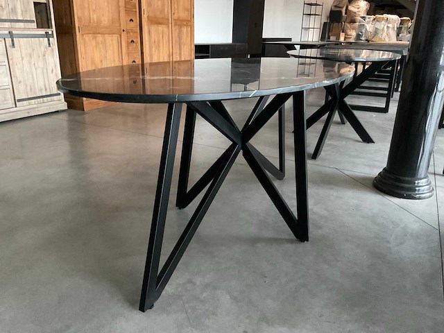 Spider eetkamertafel - afbeelding 8 van  10