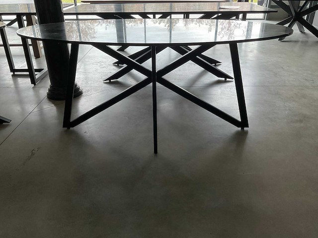 Spider eetkamertafel - afbeelding 10 van  10