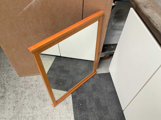 Spiegel 55x70cm - afbeelding 1 van  1