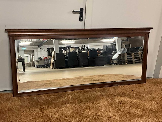 Spiegel in houten frame - afbeelding 2 van  5