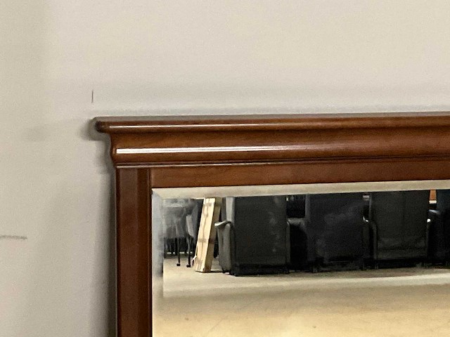 Spiegel in houten frame - afbeelding 3 van  5