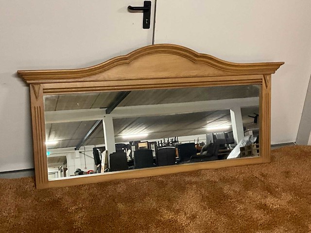 Spiegel in houten frame - afbeelding 2 van  6