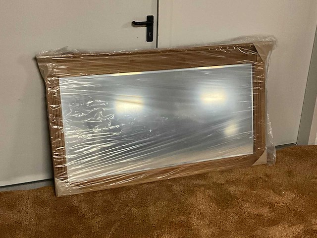 Spiegel in houten frame - afbeelding 4 van  4