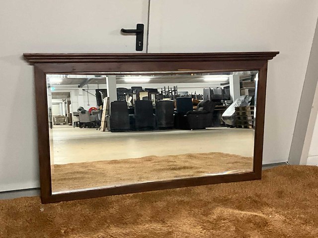 Spiegel in houten frame - afbeelding 2 van  8