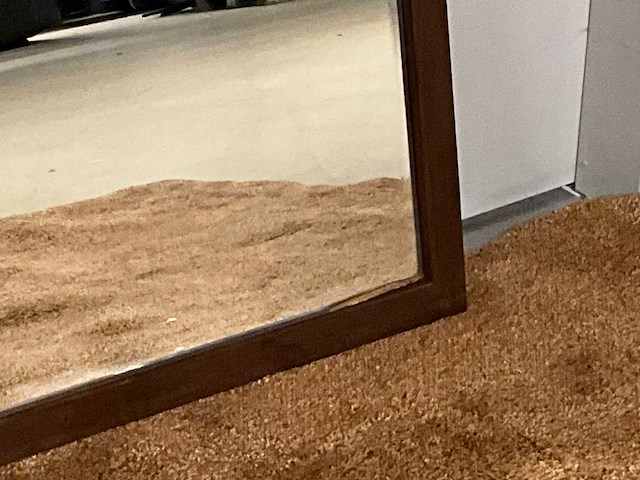 Spiegel in houten frame - afbeelding 7 van  8