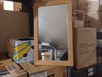 Spiegel met blank houten lijst 64x39cm aantal 1 stuks. - afbeelding 3 van  3
