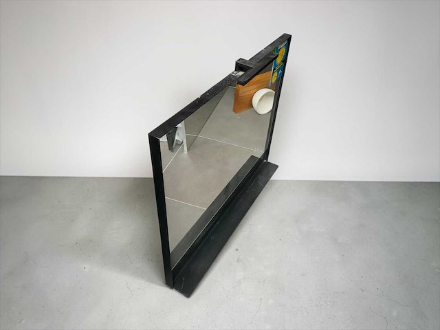 Spiegel met planchet en ledverlichting 100x80cm - afbeelding 1 van  3