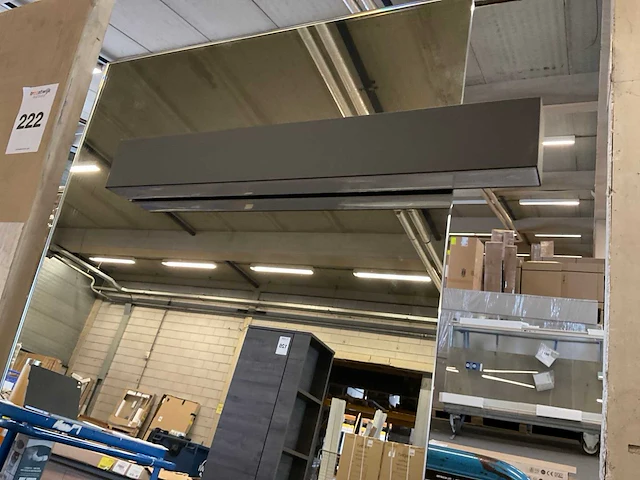 Spiegel met verlichting en anticondens - afbeelding 3 van  4