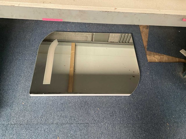 Spiegel met verlichting - afbeelding 1 van  4