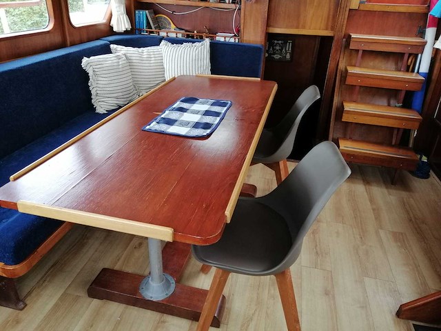 Spiegelgat - kotter - motorjacht - afbeelding 14 van  63