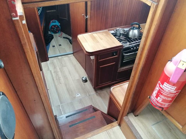 Spiegelgat - kotter - motorjacht - afbeelding 16 van  63