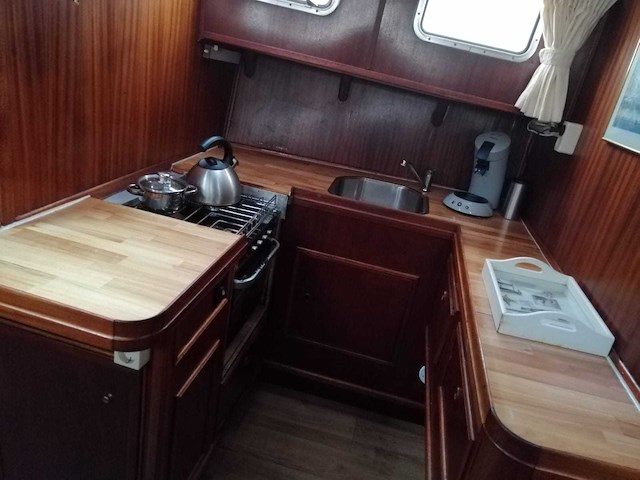 Spiegelgat - kotter - motorjacht - afbeelding 17 van  63