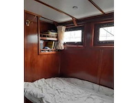 Spiegelgat - kotter - motorjacht - afbeelding 24 van  63