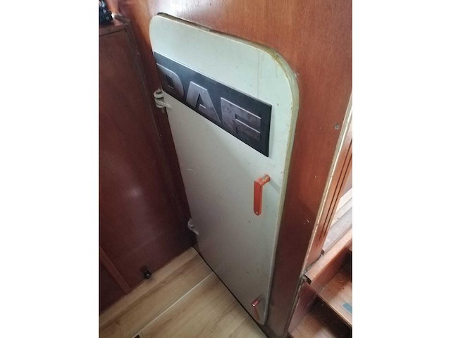 Spiegelgat - kotter - motorjacht - afbeelding 43 van  63