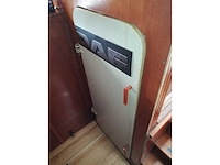 Spiegelgat - kotter - motorjacht - afbeelding 43 van  63