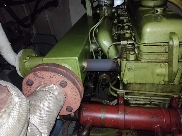 Spiegelgat - kotter - motorjacht - afbeelding 51 van  63