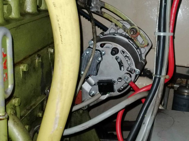 Spiegelgat - kotter - motorjacht - afbeelding 52 van  63