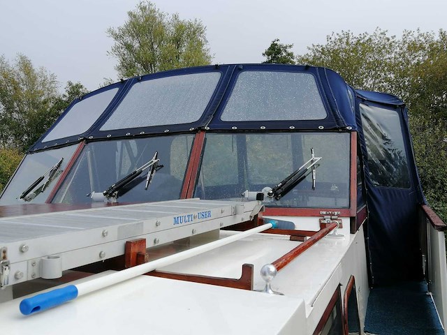 Spiegelgat - kotter - motorjacht - afbeelding 45 van  63