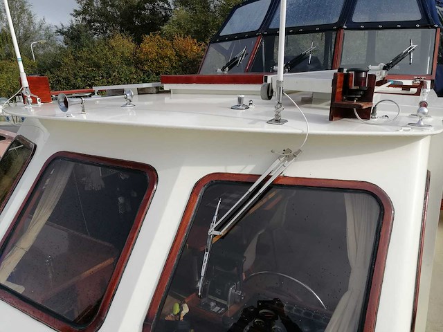 Spiegelgat - kotter - motorjacht - afbeelding 62 van  63