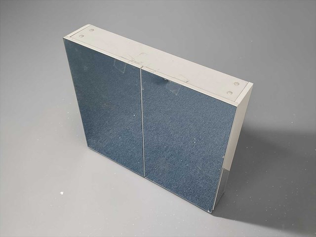 Spiegelkast 80x70x16cm - afbeelding 1 van  4