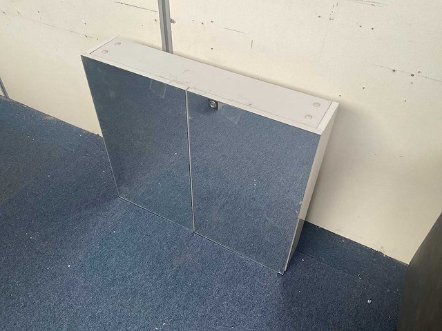 Spiegelkast 80x70x16cm - afbeelding 2 van  4