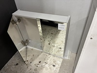 Spiegelkast met twee deuren, afm. 66 x 14 x 60 cm. - afbeelding 2 van  2