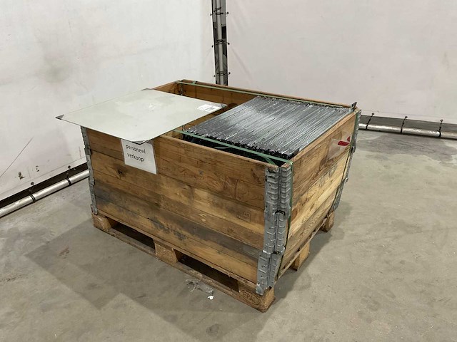 Spiegels 60x60 cm (84x) - afbeelding 2 van  7