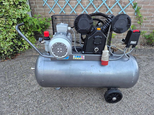 Spierings - zuigercompressor - afbeelding 1 van  4
