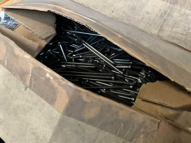 Spijkers - afbeelding 4 van  5