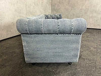 Spijkerstof gecapitonneerde sofa - afbeelding 4 van  9