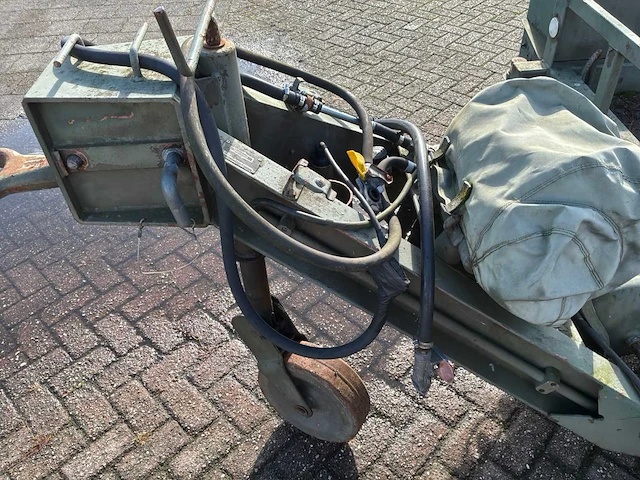 Spijkstaal vht 45 heftruck transport aanhangwagen met lier - afbeelding 9 van  18